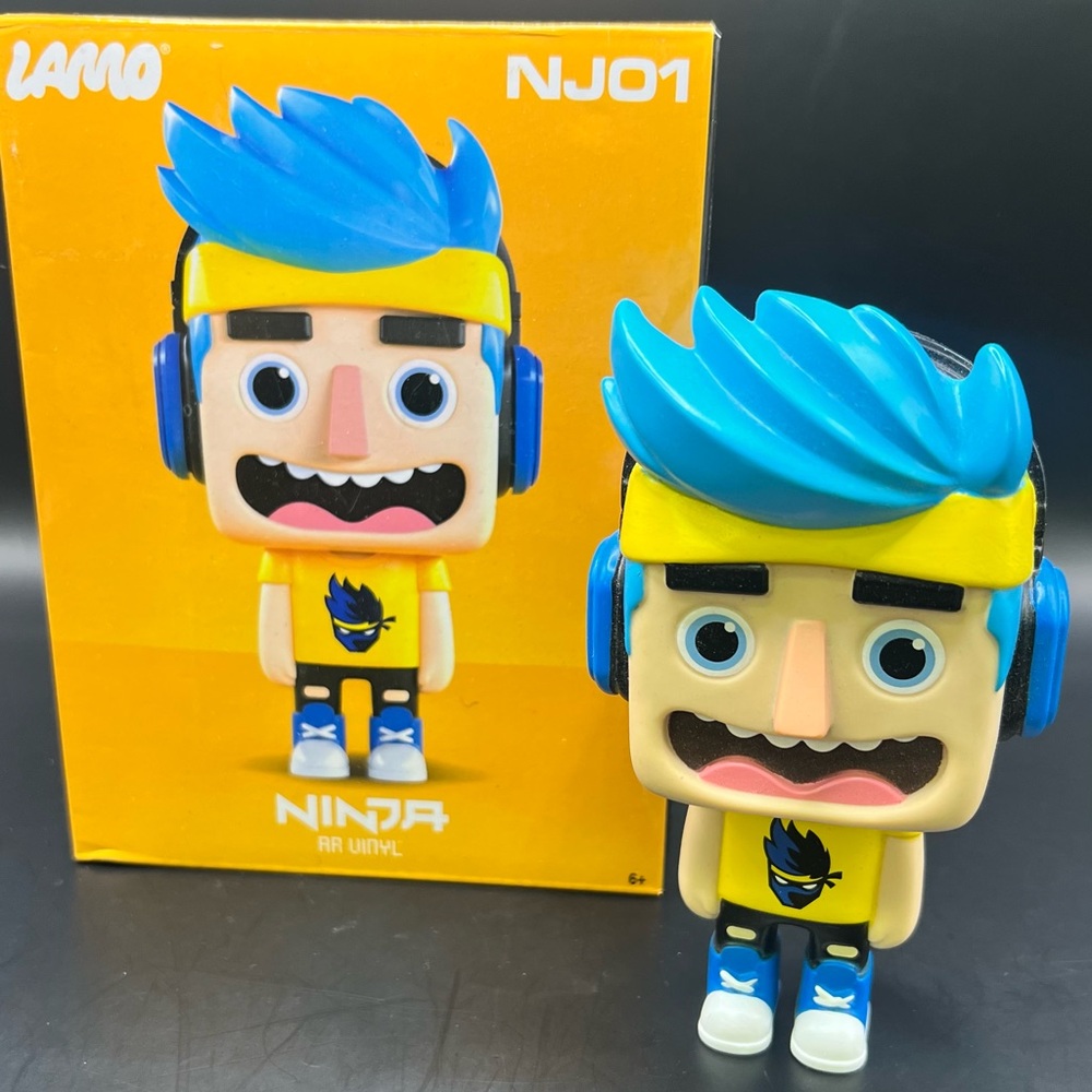 Lamo Ninja Figure with Blue Hair and Yellow Outfit- NJ01‎